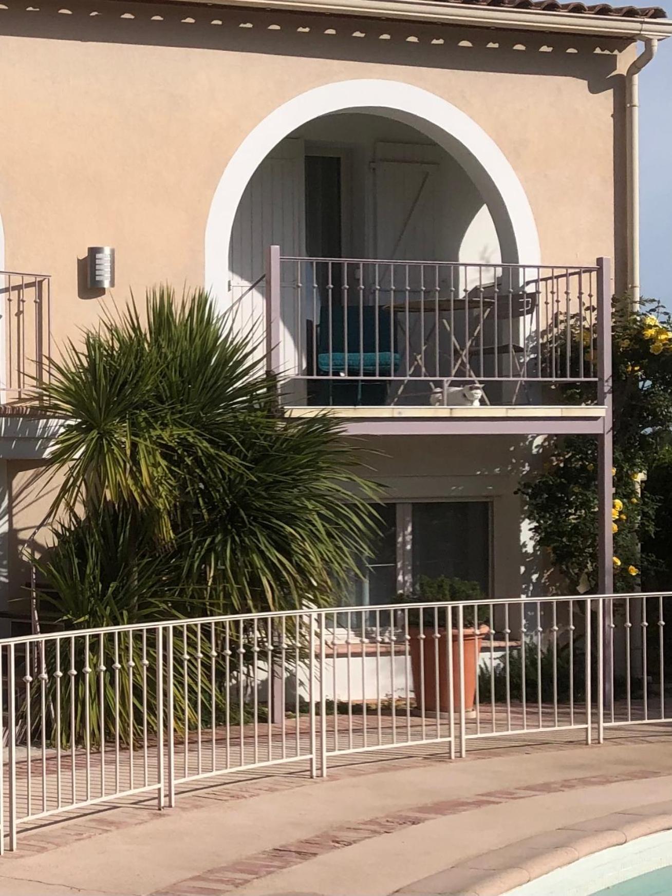 Studio Avec Loggia, Piscine Et Parking Montferrier-sur-Lez Kültér fotó